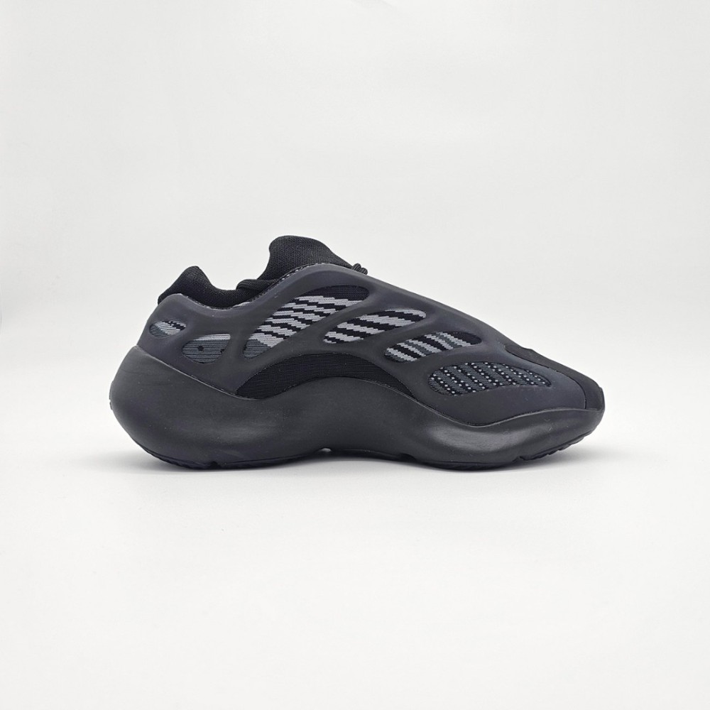 Adidas Yeezy 700 V3 - Soleo.gr