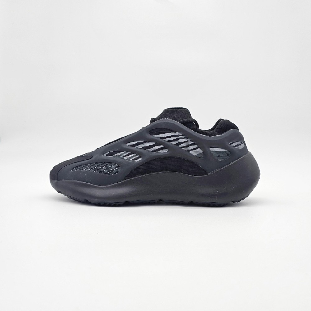 Adidas Yeezy 700 V3 - Soleo.gr