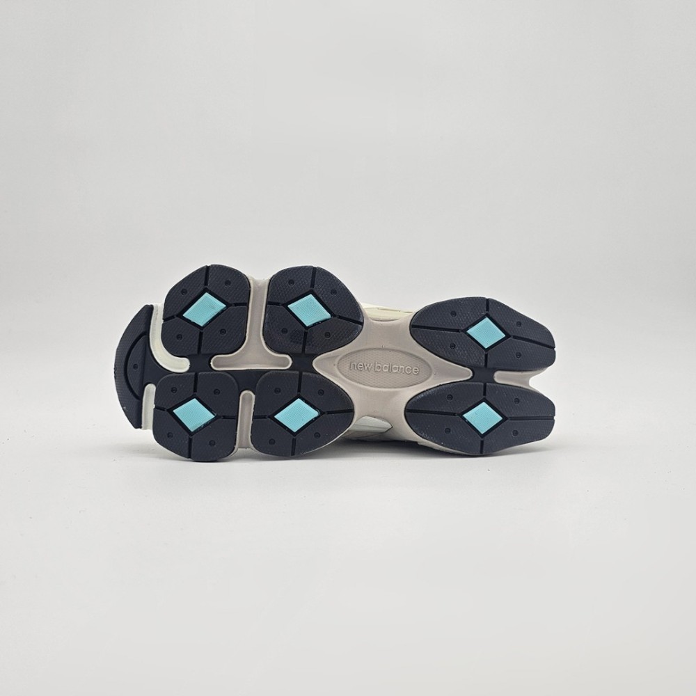 New Balance 9060 - Soleo.gr
