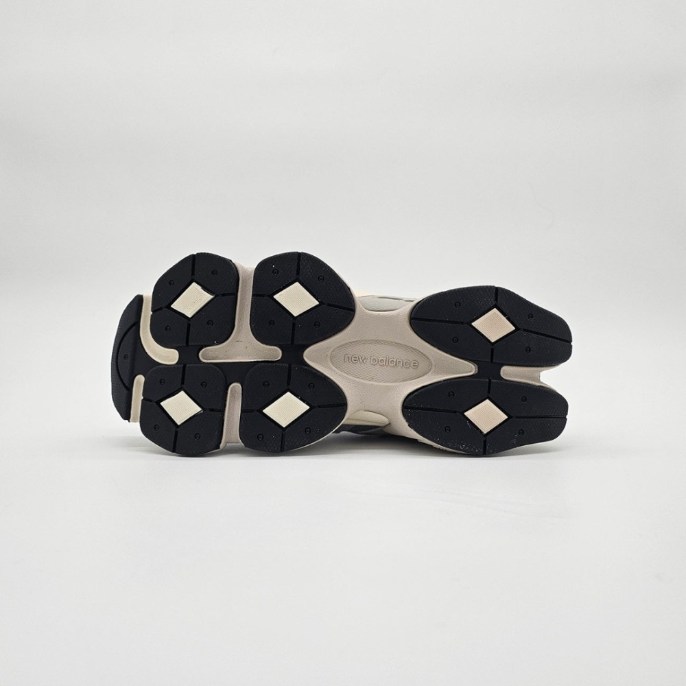New Balance 9060 - Soleo.gr