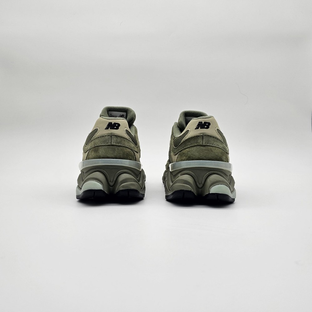 New Balance 9060 - Soleo.gr