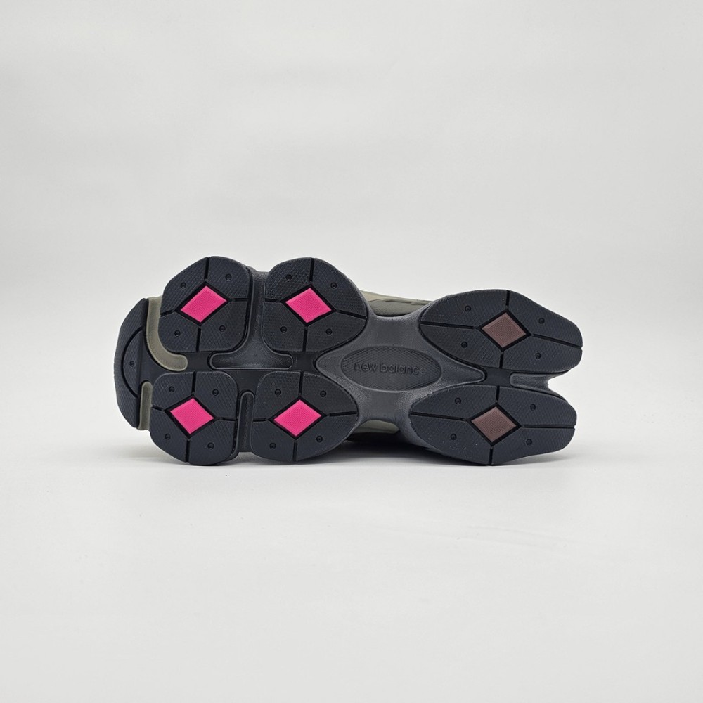 New Balance 9060 - Soleo.gr