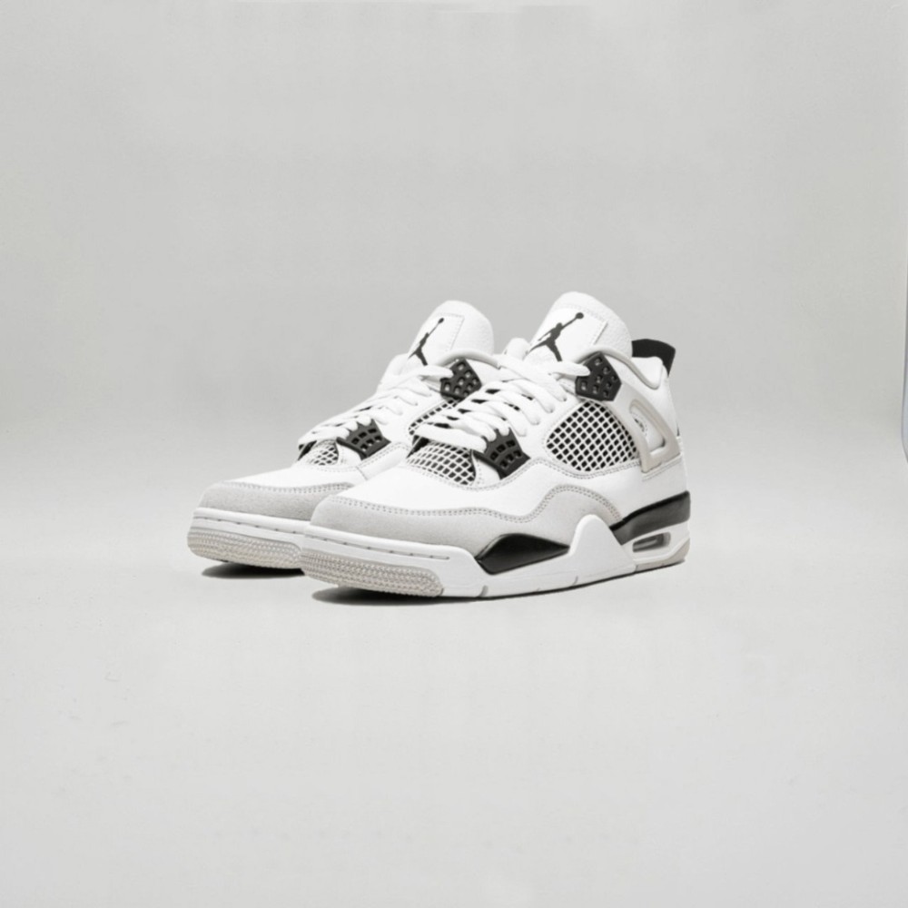 Nike Air Jordan 4 Retro