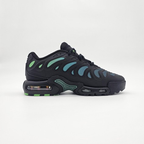 Nike Air Max Plus Drift