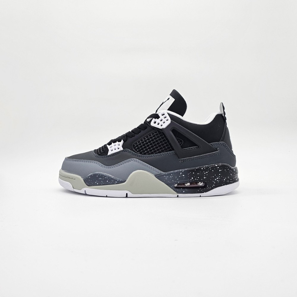 Air Jordan 4 Retro
