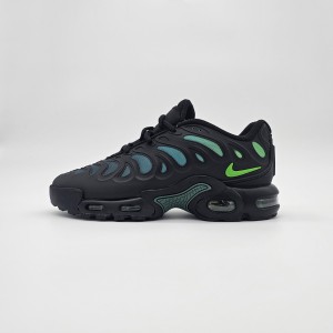 Nike Air Max Plus Drift
