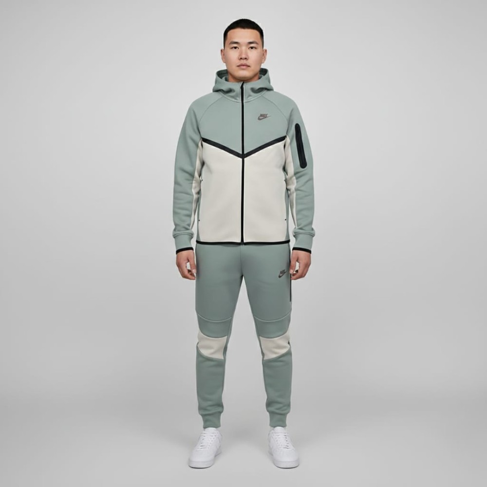 Nike Tech Суитчър с качулка