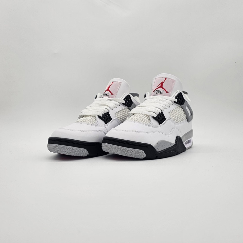Air Jordan 4 Retro