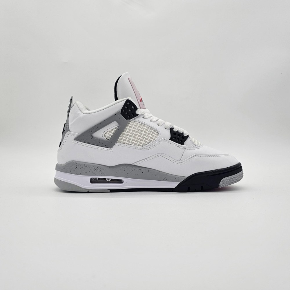 Air Jordan 4 Retro