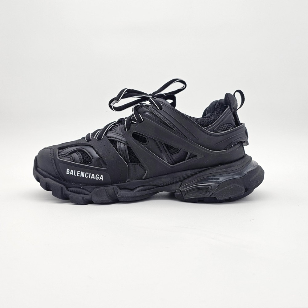 Balenciaga Track